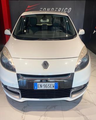 RENAULT Scénic 1.6 Wave