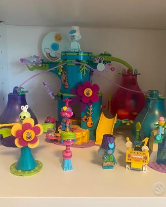 Set Lego Trolls 41255 Festa al Villaggio Pop