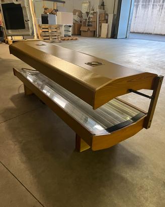 Lettino lampada abbronzante