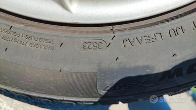 cerchi  lega 16 pollici e gomme da neve bmw E39