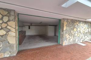 Box / Garage di 20 m² a Pietra Ligure