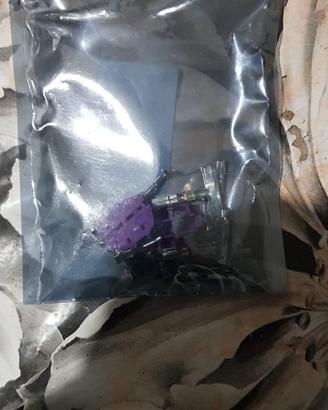 Connettore viola per i fari 