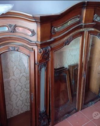 Credenza Vetrina. Non domando nulla in cambio.