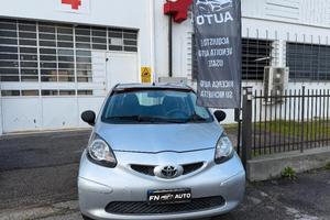 Toyota Aygo 1.0 5 P GARANZIA.