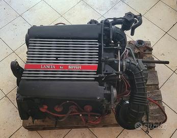 Motore completo +cambio Lancia Thema Ferrari  8.32