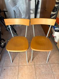 Coppia di sedie legno