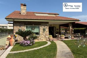 Villa di 213 m² con 4 locali a Nettuno