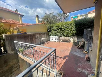 Appartamento di 100 m² con 3 locali a Loano