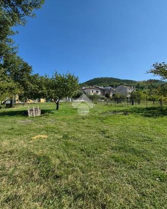 TER. RESIDENZIALE A FOSSATO DI VICO