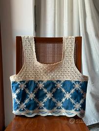 Crop Top Uncinetto Azzurro e Bianco Stile Boho 🌸