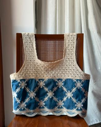 Crop Top Uncinetto Azzurro e Bianco Stile Boho 🌸