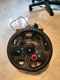 Volante con pedali logitech per ps4