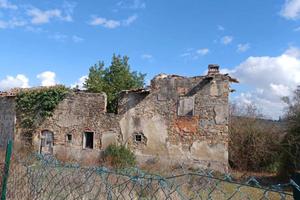 Rustico / Casale di 441 m² con più di 5 locali a L