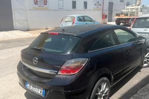 Opel Astra, pari a nuovo