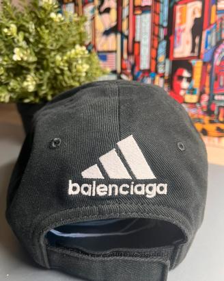 Cappello Balenciaga x adidas