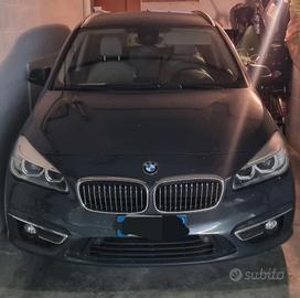 BMW 216 D GRAND TOUR