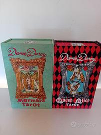 DUE MAZZI DI CARTE DAME DARCY