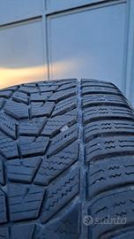 Gomme Hankook 235 50 17 invernali