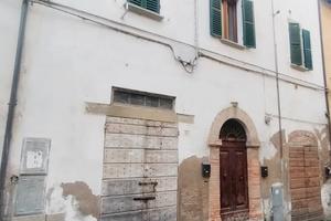 Palazzo Storico di complessivi mq 300 - Rif.UV528