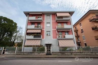 Appartamento di 120 m² con 4 locali e box auto a V