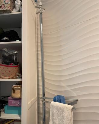 Porta accappatoi e salviette da pavimento