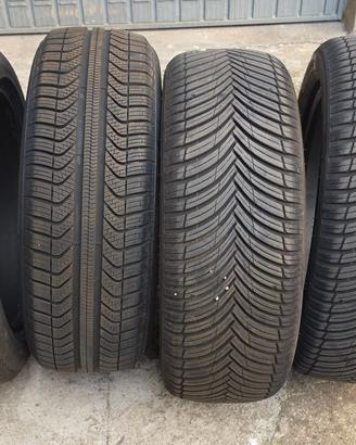 Pneumatici 225/55/R19 come nuovi