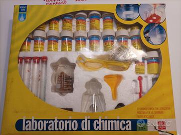 Laboratorio di chimica 
