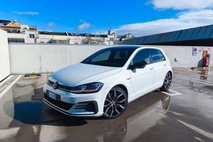 Volkswagen Golf 7.5 gti performance 
