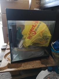 Acquario cubo