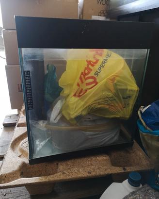 Acquario cubo
