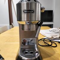macchina da caffè cialde De'Longhi Dedica