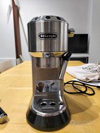 macchina da caffè cialde De'Longhi Dedica