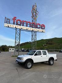 Nissan Pick Up Pick-up 2.5 TD 4 porte Double Cab