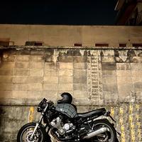 Moto Yamaha Diversion - Cafe Racer