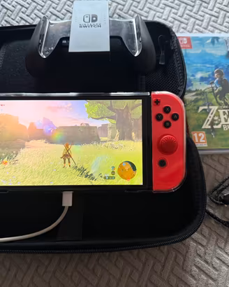 Nintendo Switch OLED + Zelda Breath of the Wild