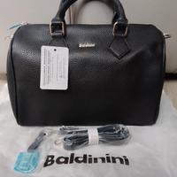 Borsa Bauletto con portachiavi nero finta pelle