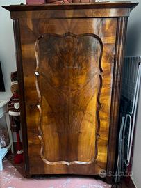 ARMADIO ANTICO IN NOCE STILE LUIGI FILIPPO