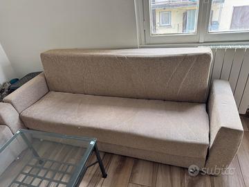 2 divani  3 posti in tessuto beige