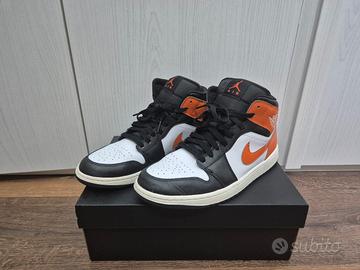 Jordan 1 Mid