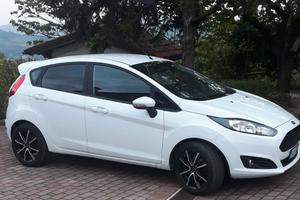 Ford Fiesta 1.5 TDCi 75cv neopatentati 