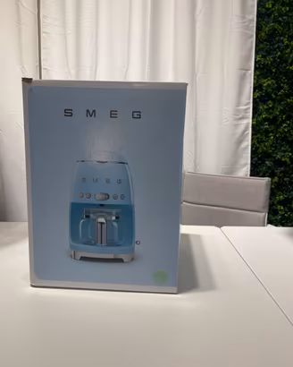 Macchina del caffè filtro SMEG DCF02