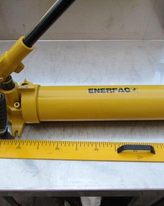 pompa idraulica manuale ENERPAC