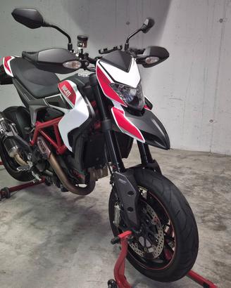 Ducati Hypermotard 821 SP