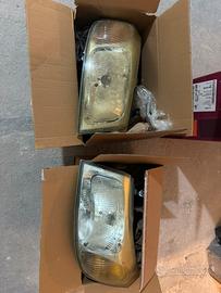 Fari anteriori ford transit 2000-2006