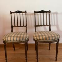 Coppia di sedie in stile neoclassico
