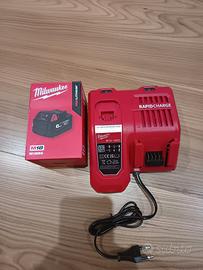 caricabatterie e batteria millwaukee 