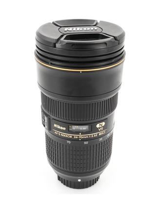 Nikon AF-S 24-70mm f/2.8 E ED VR