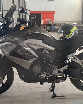 HONDA CROSSRUNNER 800