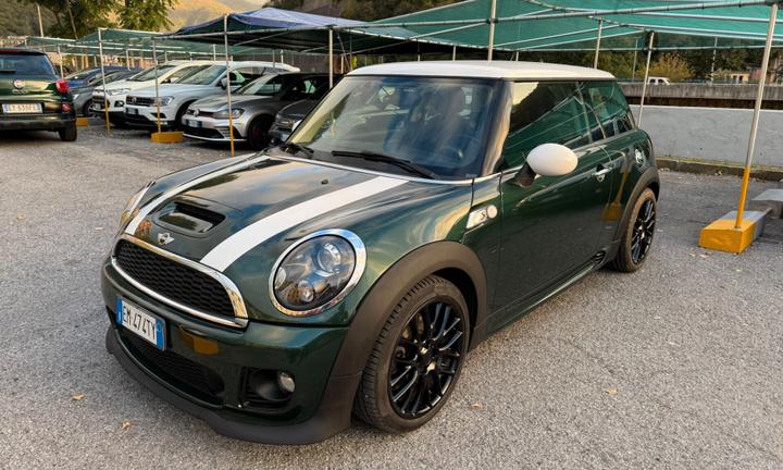 Mini Cooper S Coupe 1.6 John Works Coupé