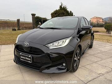 Toyota Yaris 1.5 Hybrid 5 porte Trend